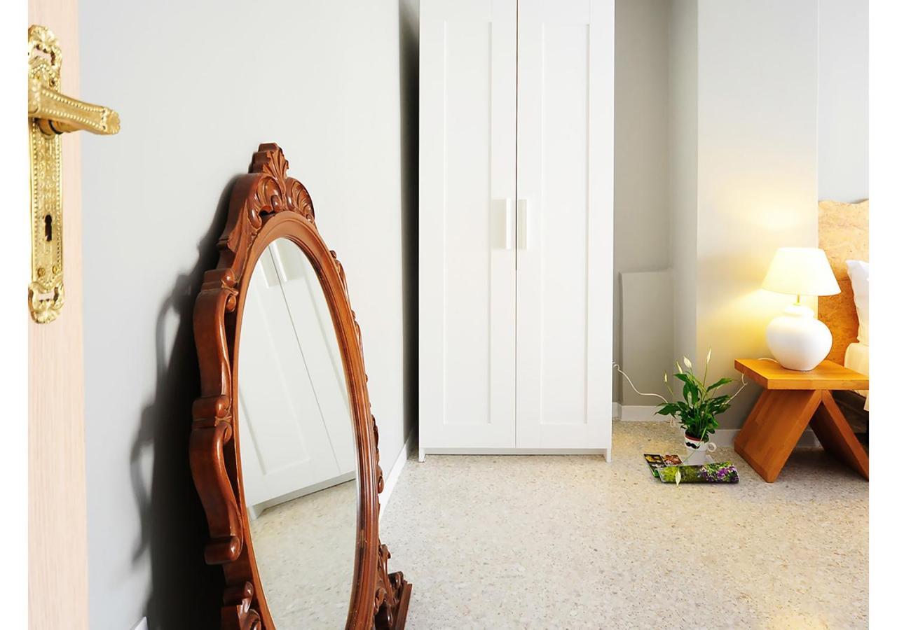 ลีฟ อิน เอเธนส์ ชอร์ตสเตย์ อพาร์ตเมนต์ Aparthotel ภายนอก รูปภาพ